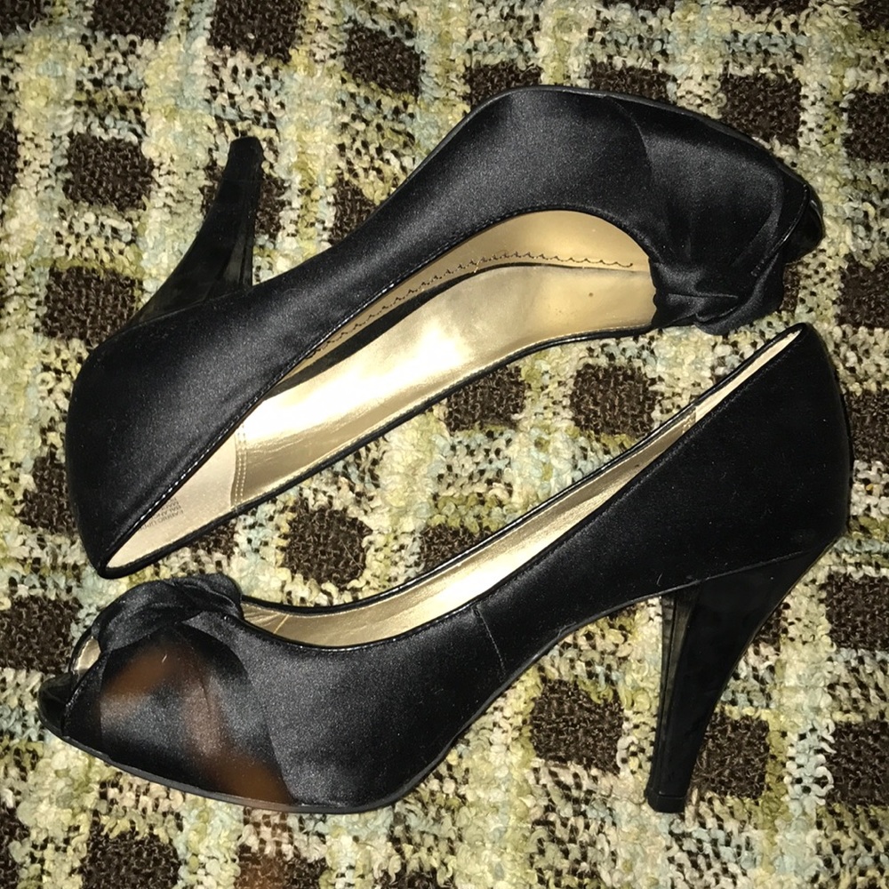 Black heels